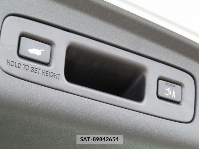 Honda ZR-V 2024-08 8355972-25