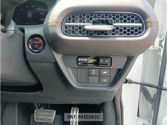 Honda ZR-V 2023-12 8355973-14