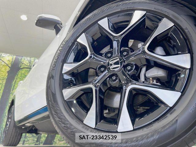 Honda ZR-V 2025-09 8370025-12