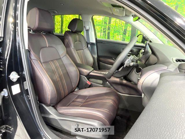 Honda ZR-V 2024-10 8458890-7