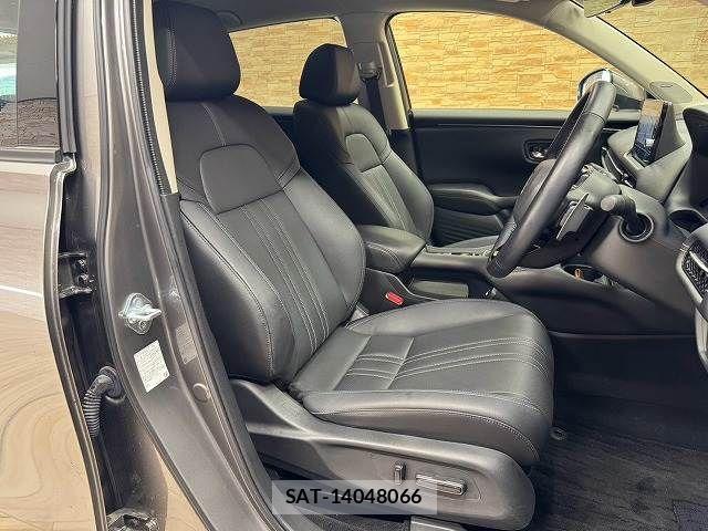 Honda ZR-V 2024-10 8486343-10