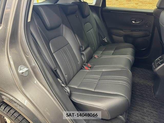 Honda ZR-V 2024-10 8486343-11