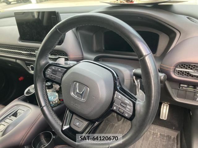 Honda ZR-V 2024-01 8564258-11