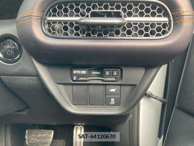 Honda ZR-V 2024-01 8564258-13