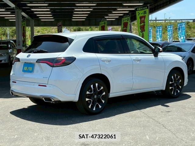 Honda ZR-V 2023-10 8630040-1