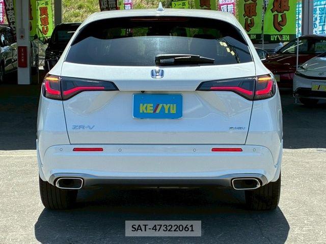 Honda ZR-V 2023-10 8630040-5