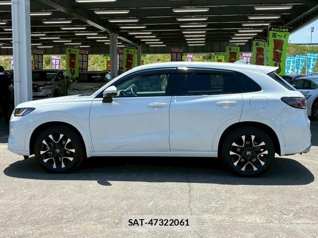 Honda ZR-V 2023-10 8630040-8