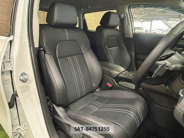Honda ZR-V 2023-09 8630046-10