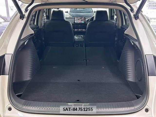 Honda ZR-V 2023-09 8630046-12