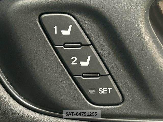 Honda ZR-V 2023-09 8630046-7