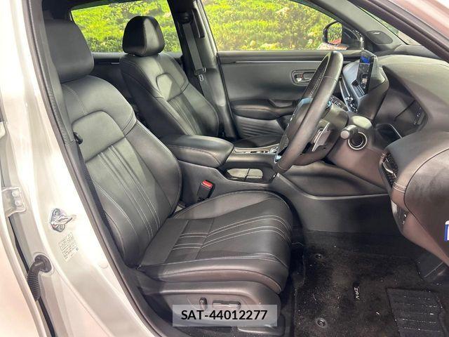 Honda ZR-V 2025-12 8832723-7