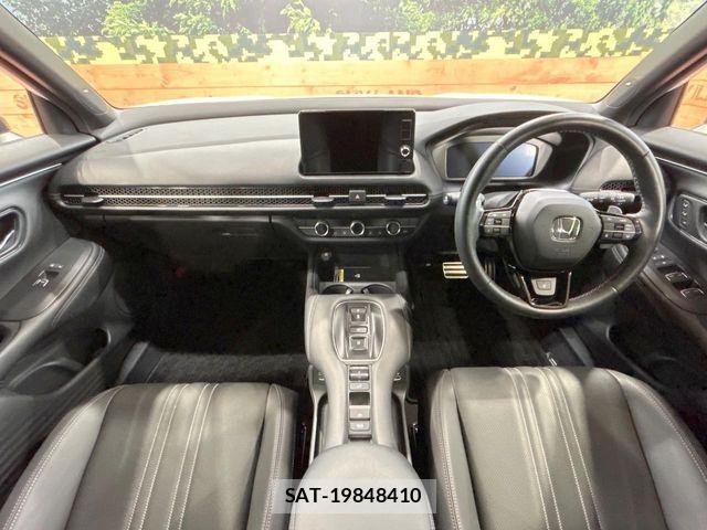 Honda ZR-V 2024-10 8883180-1