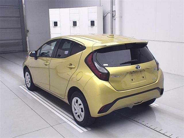 Toyota AQUA 2023 448513-1