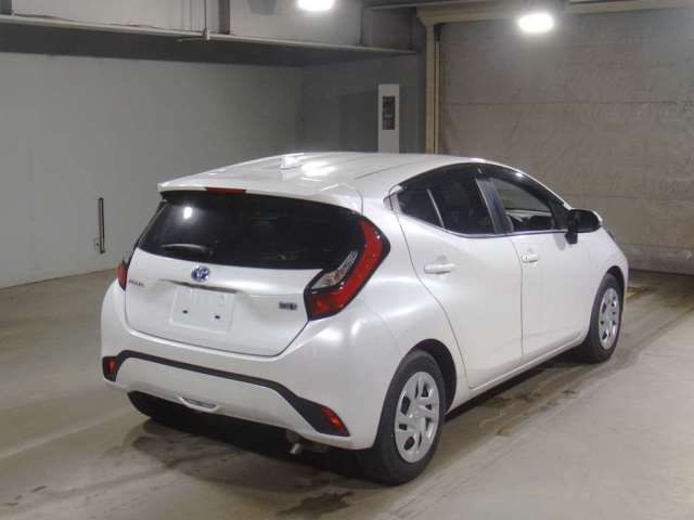 Toyota AQUA 2023 448515-1