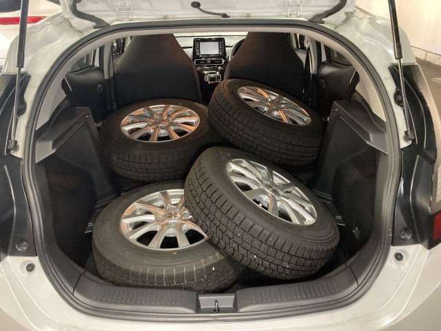 Toyota AQUA 2023 448515-7