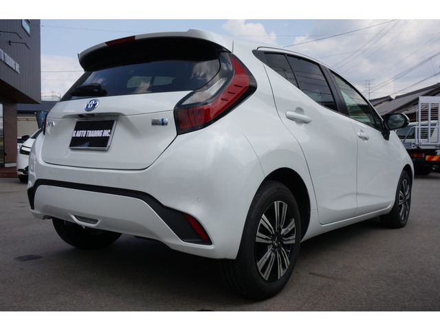 Toyota AQUA 2023 448517-8
