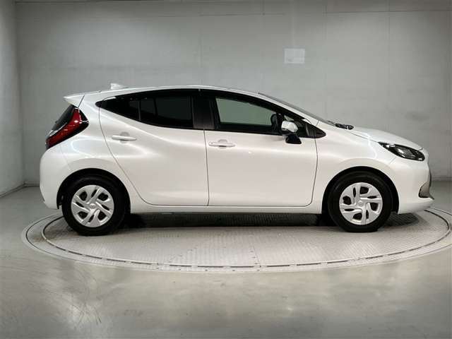 Toyota AQUA 2023 448526-2