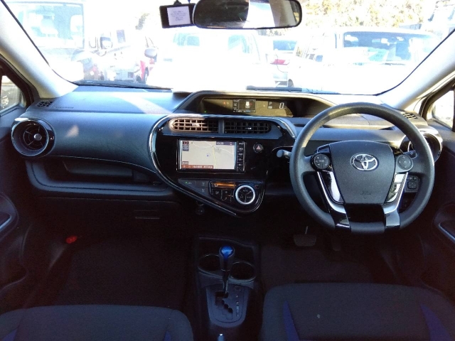 Toyota AQUA 2020 444265-2