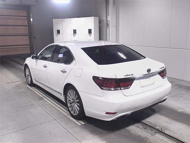 Lexus LS 2013 444477-1