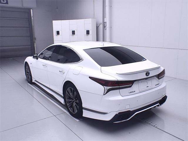 Lexus LS 2018 444481-1