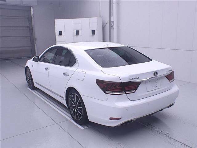 Lexus LS 2012 444488-1