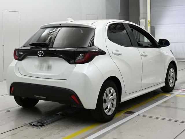 Toyota YARIS 2024 448578-1