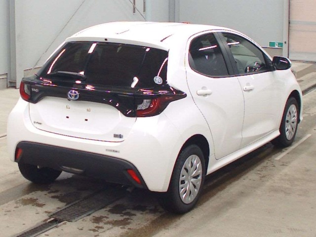 Toyota YARIS 2023 449006-1
