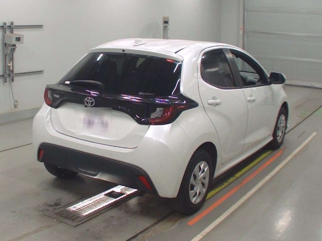 Toyota YARIS 2024 449009-1