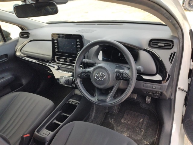 Toyota AQUA 2023 456214-1