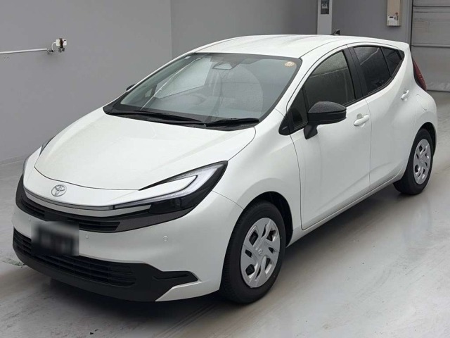 Toyota AQUA 2025 457469-0