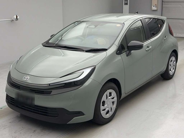 Toyota AQUA 2025 457470-0