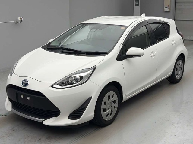 Toyota AQUA 2021 457471-0