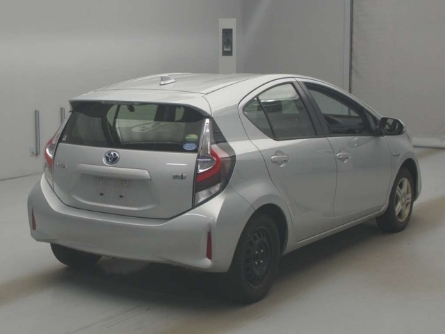 Toyota AQUA 2019 457472-1