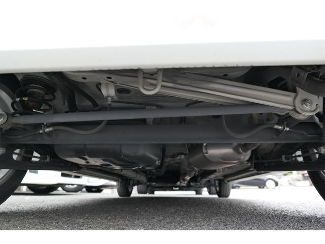 Suzuki WAGON R 2013-05 180349-25