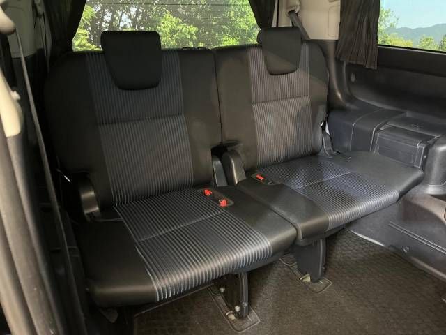 Toyota VOXY 2014-10 180290-9