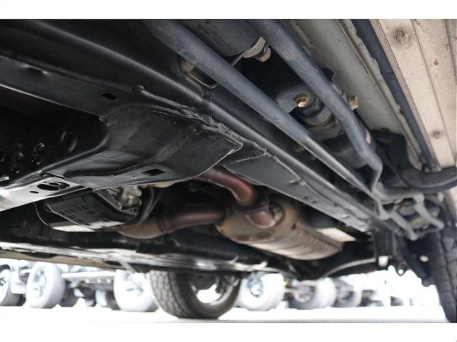 Toyota LAND CRUISER 2013-11 180358-10
