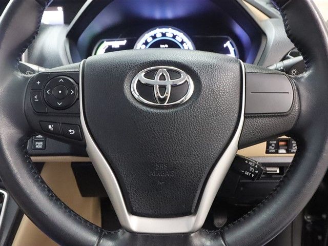 Toyota NOAH HYBRID 2014-09 180370-9
