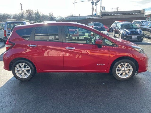 Nissan NOTE 2019-06 180275-4