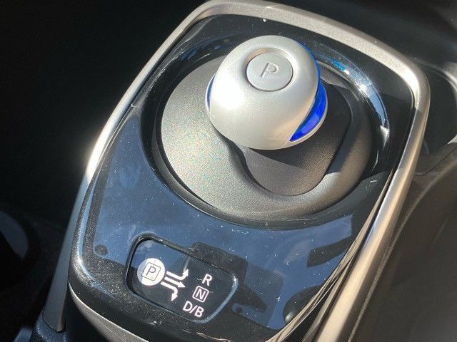 Nissan NOTE 2019-06 180275-21