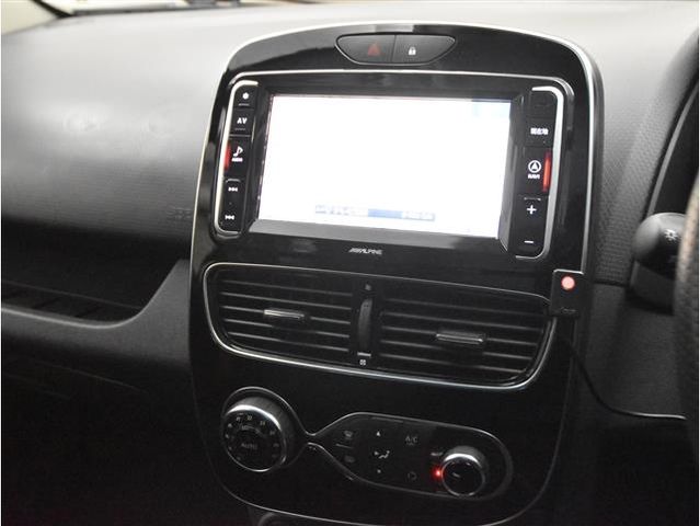 Renault LUTECIA 2019-11 180280-18