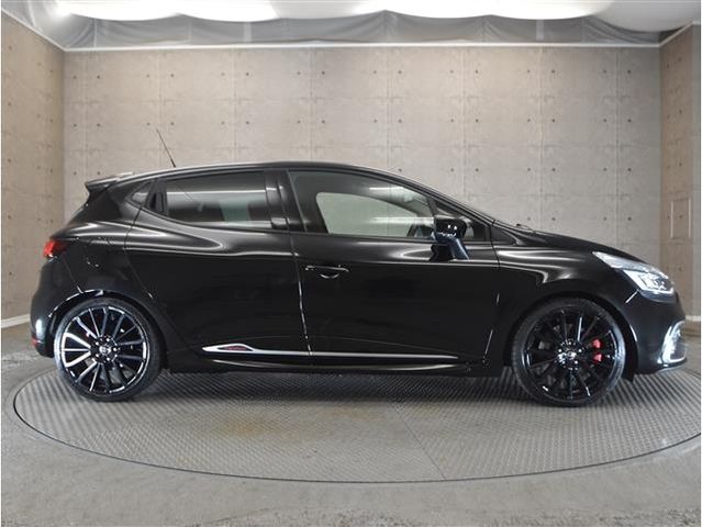 Renault LUTECIA 2019-11 180280-9