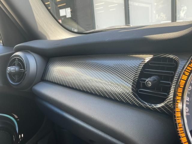 Bmw MINI 2022-12 180302-21