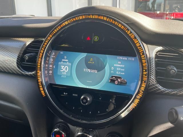 Bmw MINI 2022-12 180302-12