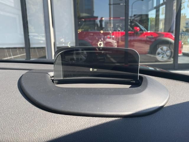Bmw MINI 2022-12 180302-11