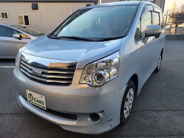 Toyota NOAH 2013-12 180284-15
