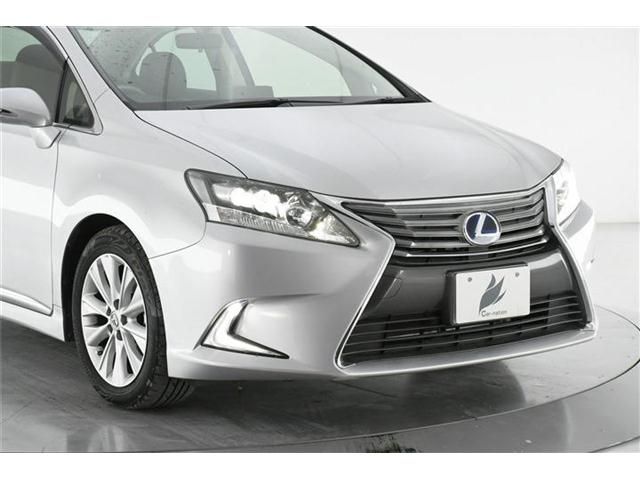 Lexus HS 2014-11 180325-2
