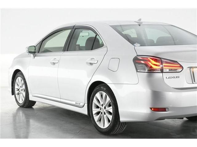 Lexus HS 2014-11 180325-6
