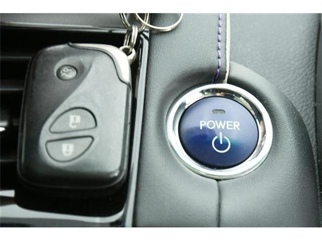 Lexus HS 2014-11 180325-8