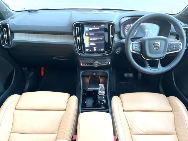 Volvo XC40 2021-11 180318-1