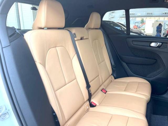 Volvo XC40 2021-11 180318-12